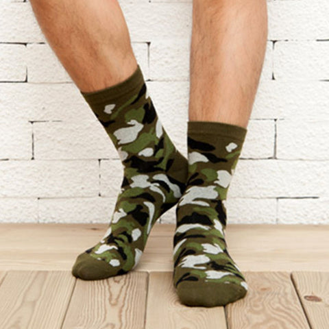 [COCOTEKK]5 Colors Korean New Men Military Socks Graffiti Green Mens Cotton Socks Jungle Style Winter Classic Camouflage Socks - webtekdev