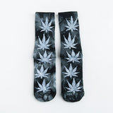 New Personality Printing White Maple Leaves Men Colorful Cotton Socks Hip Hop Street Skater Sock Male Autumn Winter - webtekdev